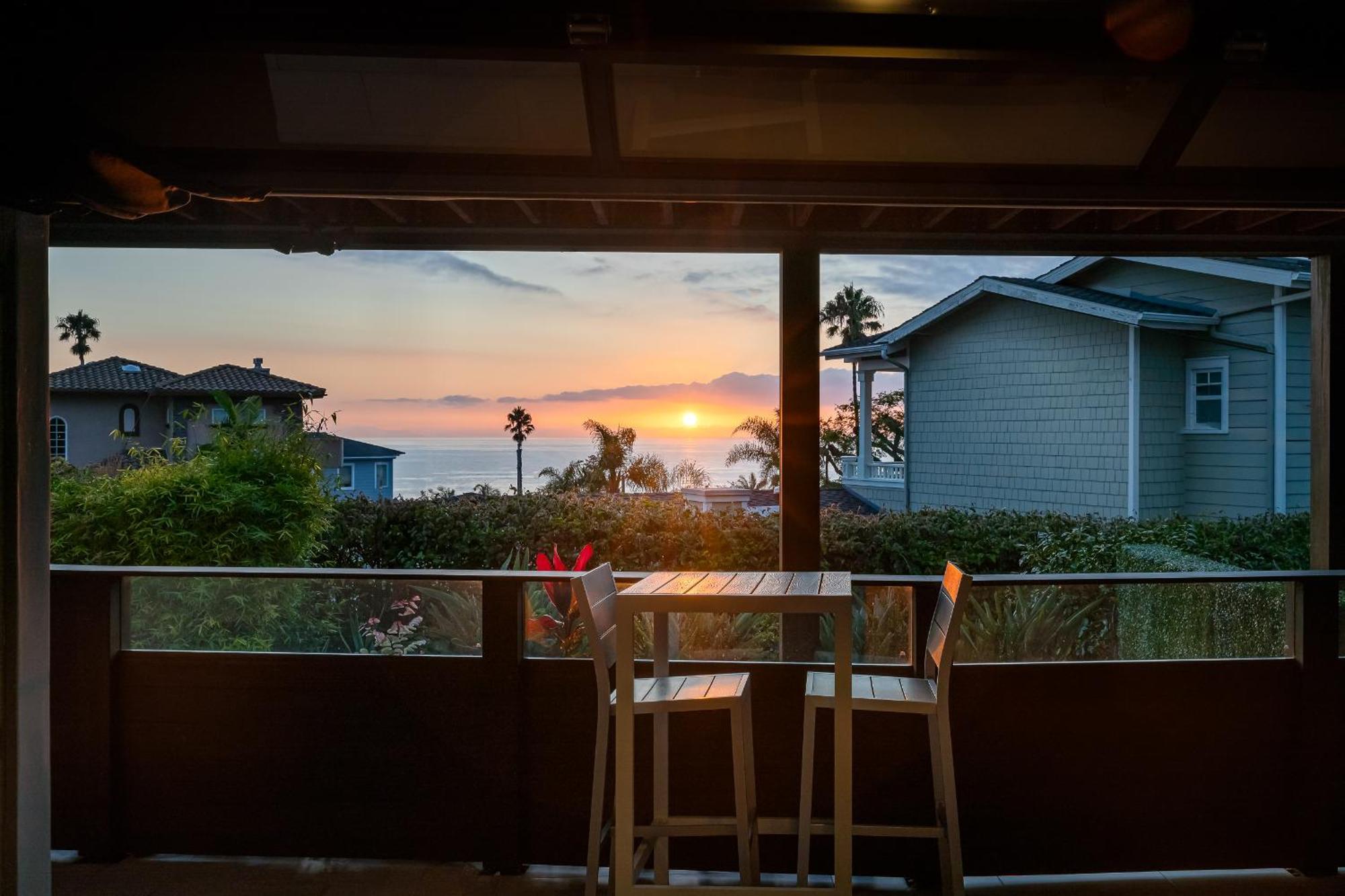 Contemporary Ocean Sunset Views With Firepit Pt Loma Close To Plnu サンディエゴ エクステリア 写真