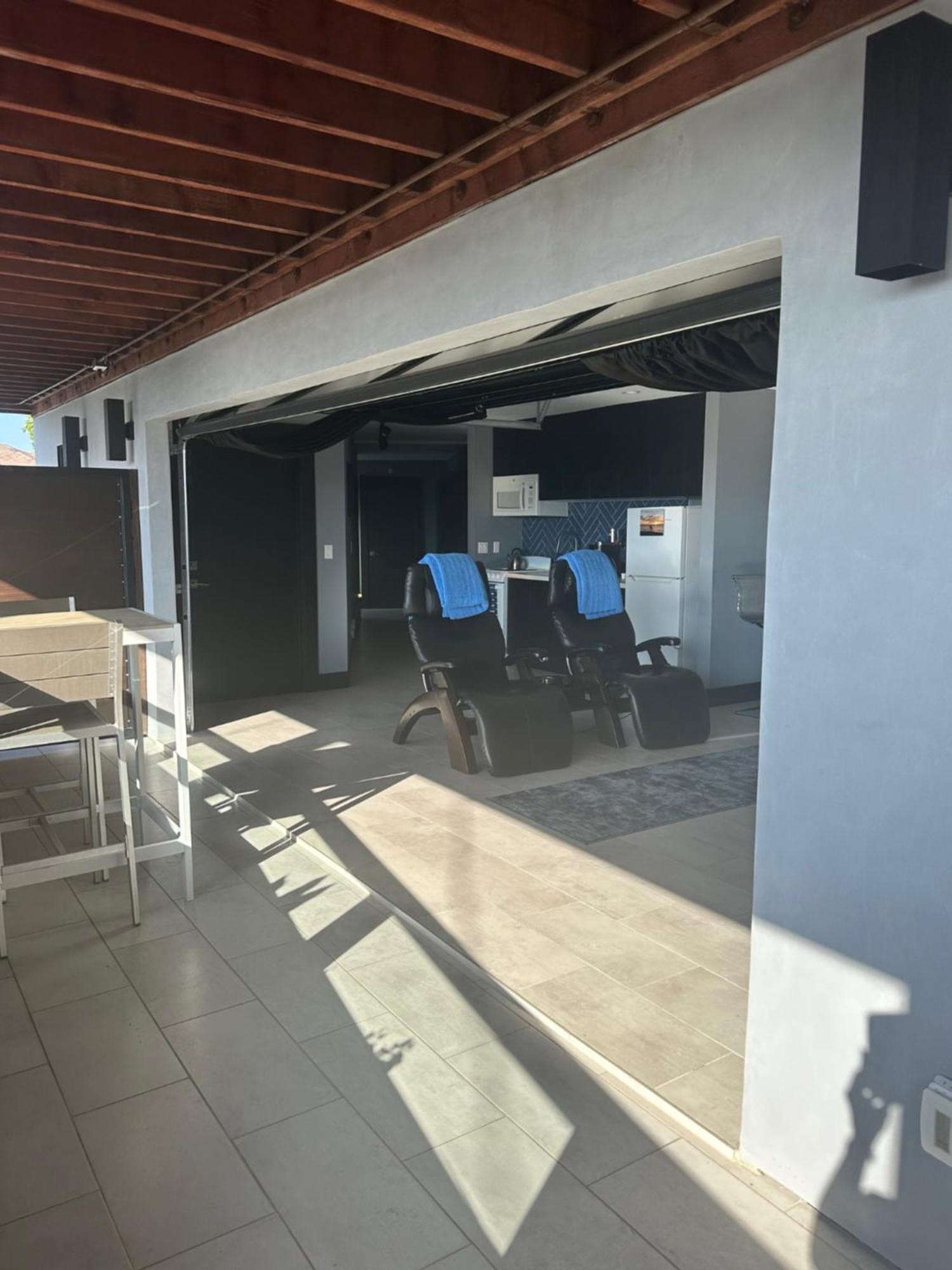 Contemporary Ocean Sunset Views With Firepit Pt Loma Close To Plnu サンディエゴ エクステリア 写真