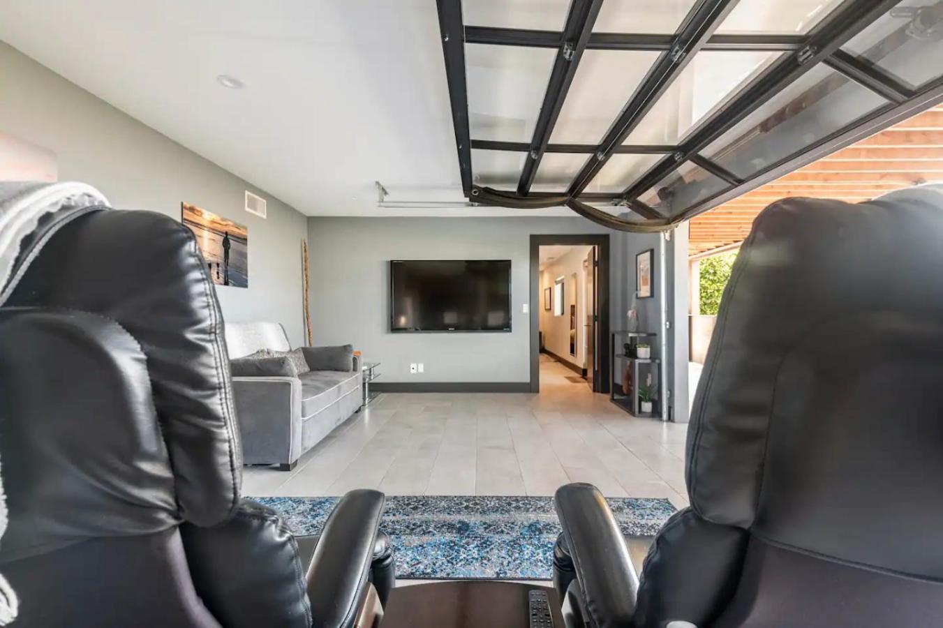 Contemporary Ocean Sunset Views With Firepit Pt Loma Close To Plnu サンディエゴ エクステリア 写真